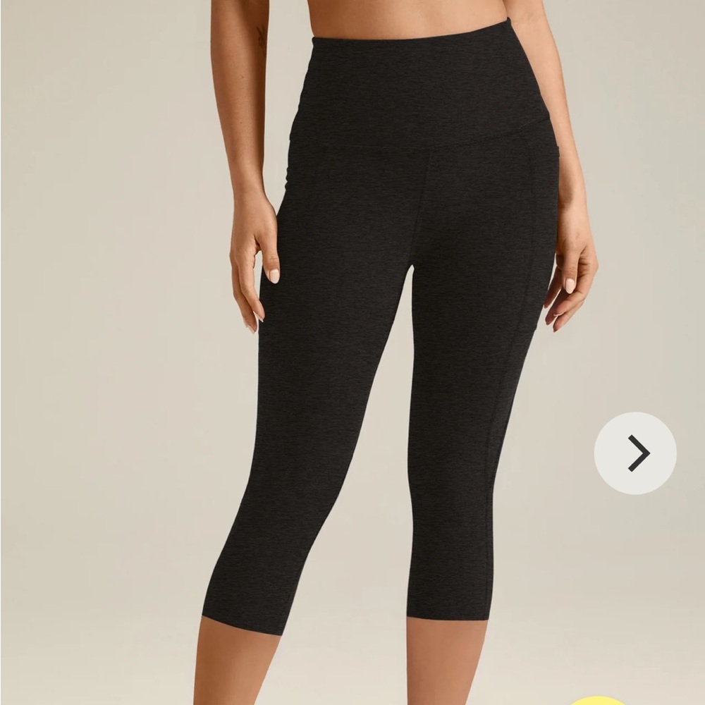 Spacedye Out Of Pocket High Waisted Capri Legging